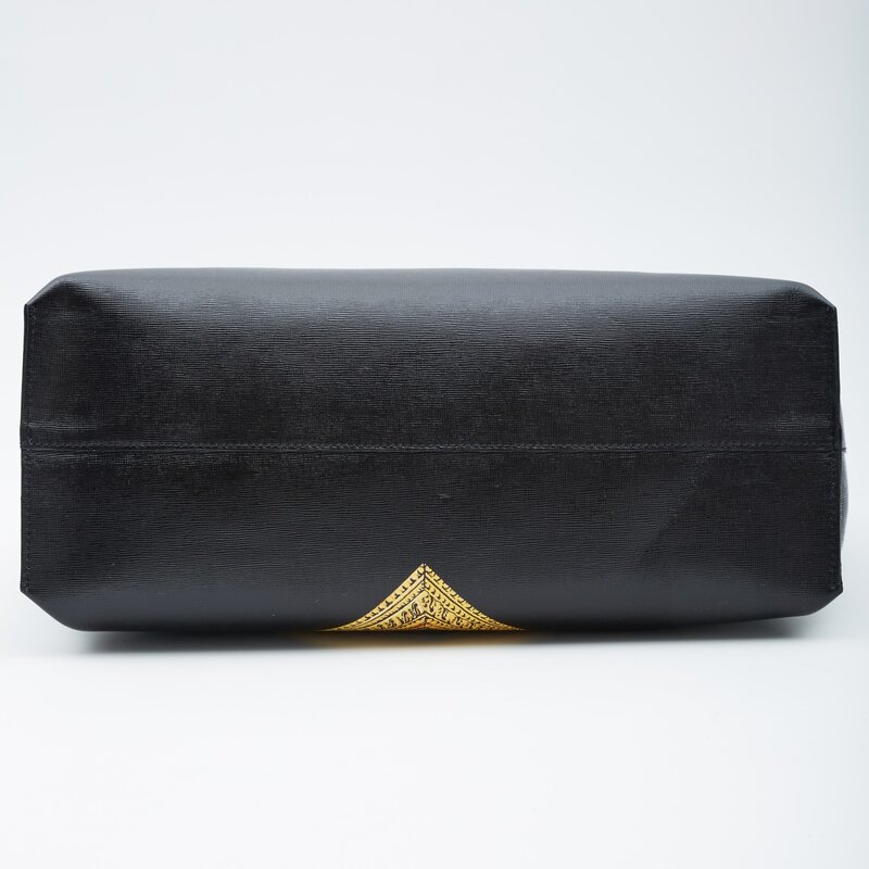 Versace Barocco Icon Shoulder Bag | Versace bag, Womens designer bags, Bags