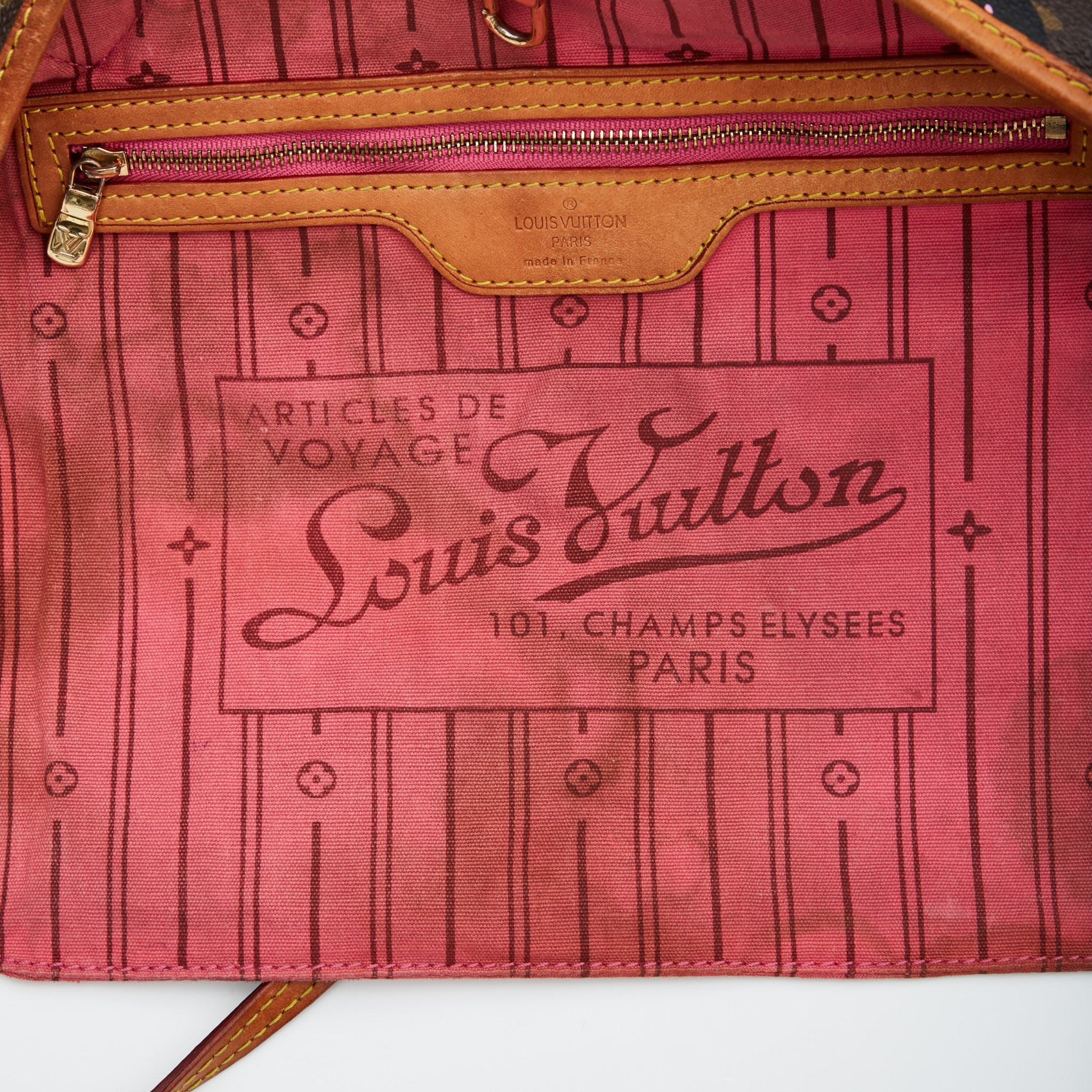 Articles de voyage Louis Vuitton 101, Champs Elysees Paris