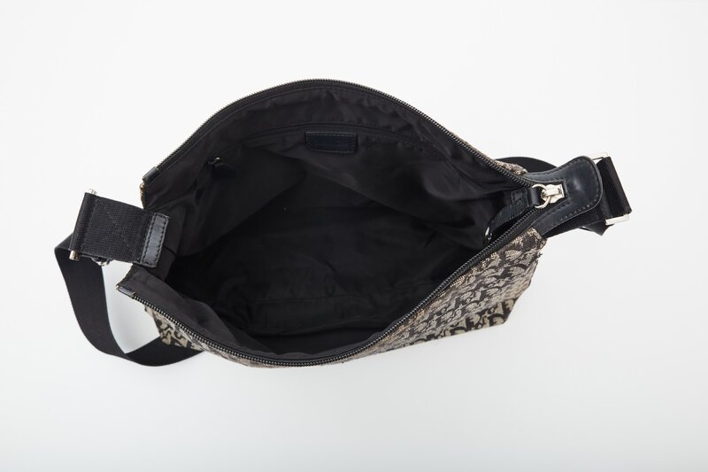 CHRISTIAN DIOR DIOR VINTAGE TROTTER SHOULDER MESSENGER BAG NAVY (2003)