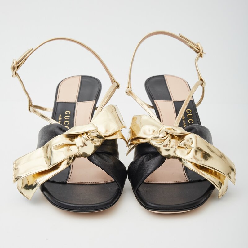 GUCCI GUCCI BLACK LEATHER GOLD BOW SANDAL PUMPS 575842 (36 EU)