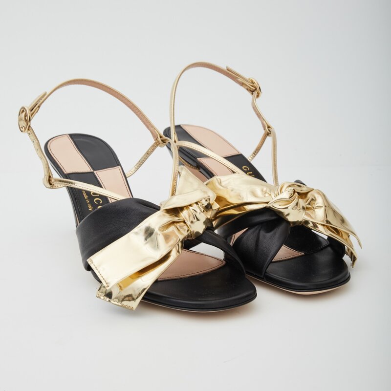 GUCCI GUCCI BLACK LEATHER GOLD BOW SANDAL PUMPS 575842 (36 EU)