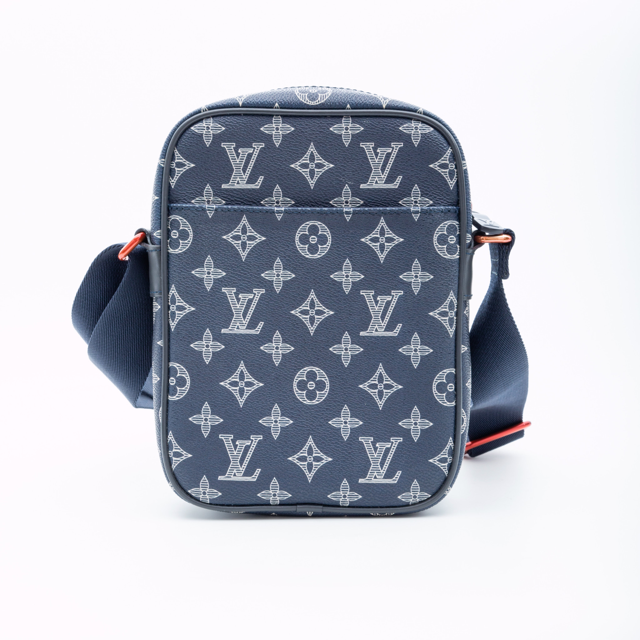 ❌SOLD❌ Louis Vuitton Monogram Galaxy Alpha Messenger bag by Kim Jones -  Reetzy