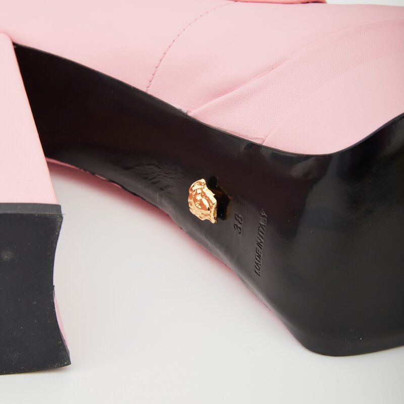 VERSACE JUNO CANDY PINK PLATFORM PUMPS (38 EU)