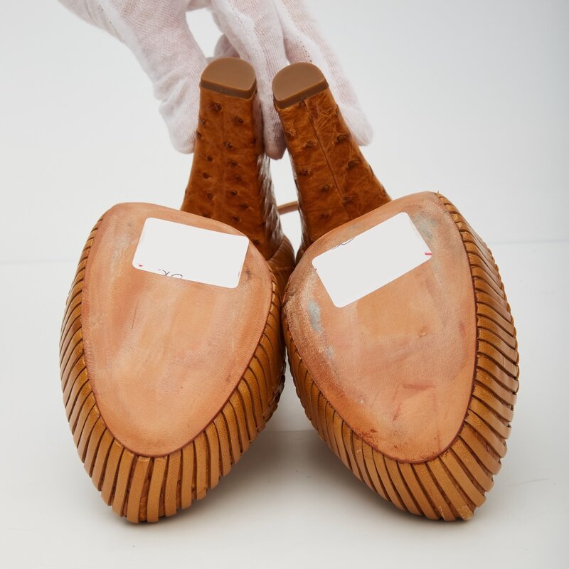 CHRISTIAN DIOR DIOR VINTAGE CARAMEL OSTRICH SKIN BASKETWEAVE HEEL (EU 36)