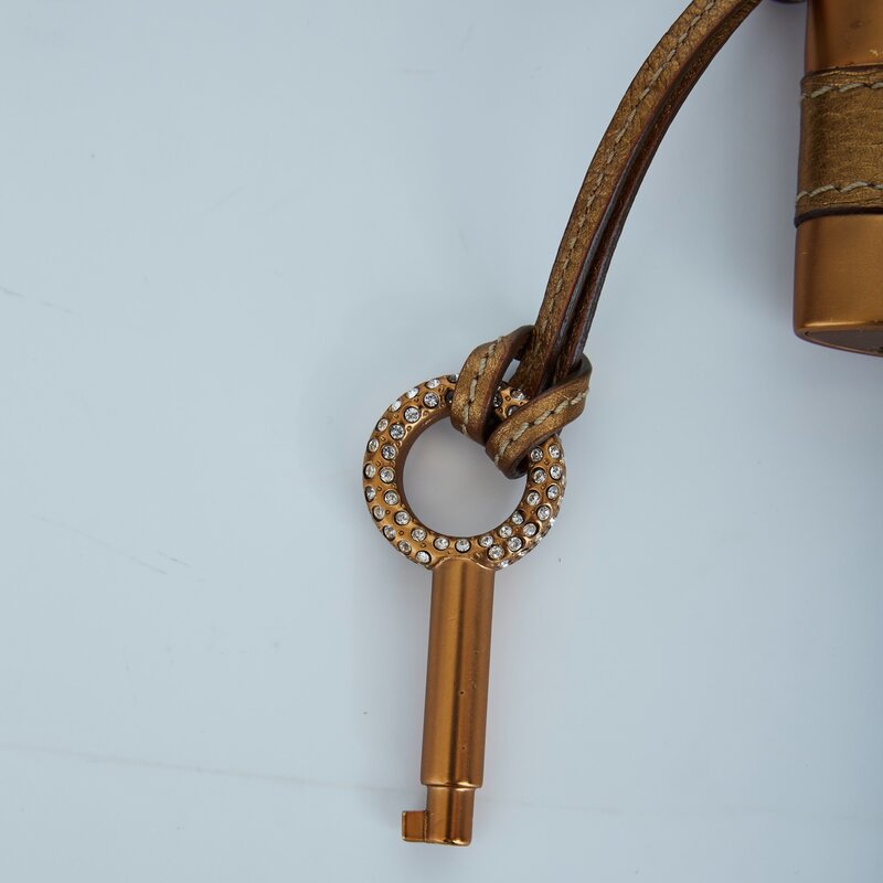 CHLOE CHLOE GOLD KEY AND PADLOCK KEYCHAIN