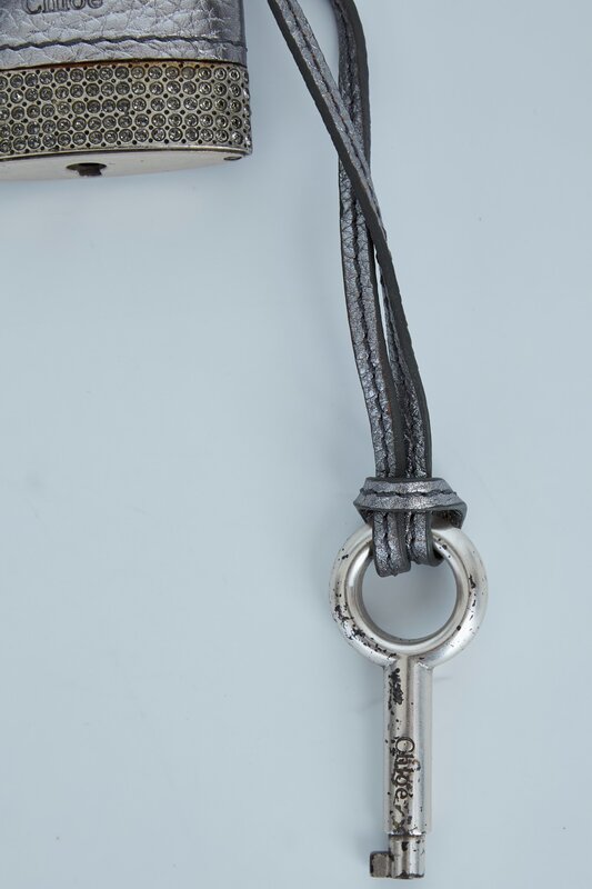 CHLOE CHLOE SILVER METALLIC PADLOCK KEYCHAIN