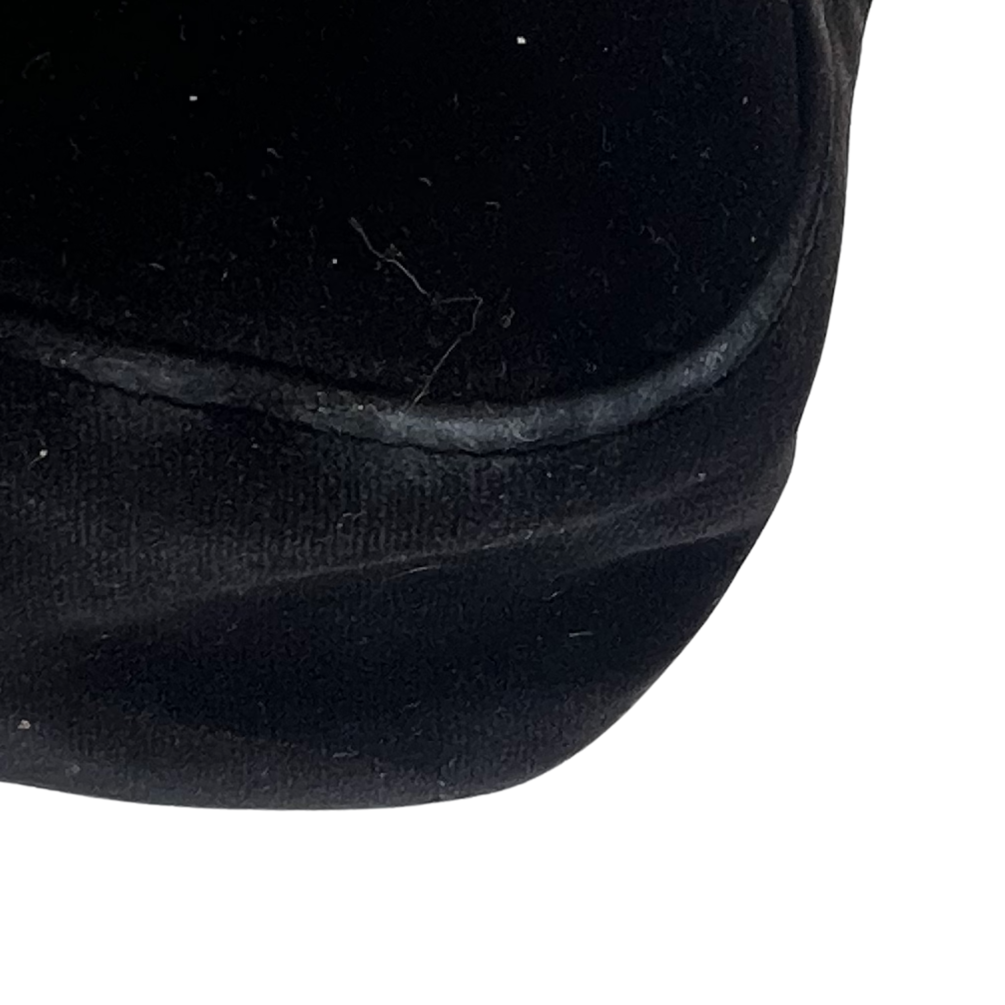 Gucci Marmont Black Velvet Leather Matelasse Shoulder Bag – Queen Bee of  Beverly Hills