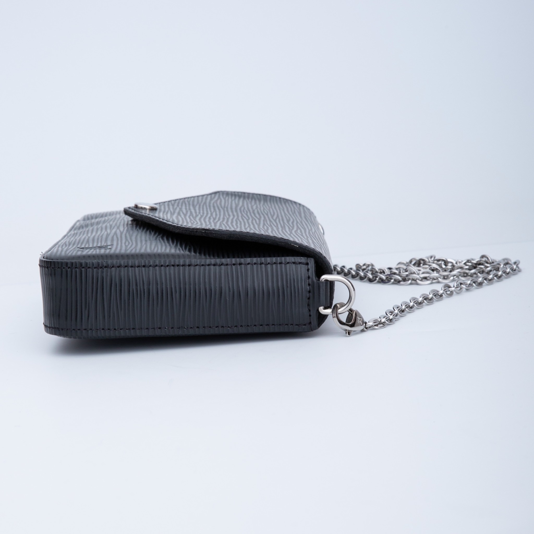 Louis Vuitton Epi Leather Black Pochette Felicie Bag (2018) For