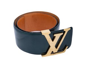 Stunning Louis Vuitton belt in green Taïga leather and golden