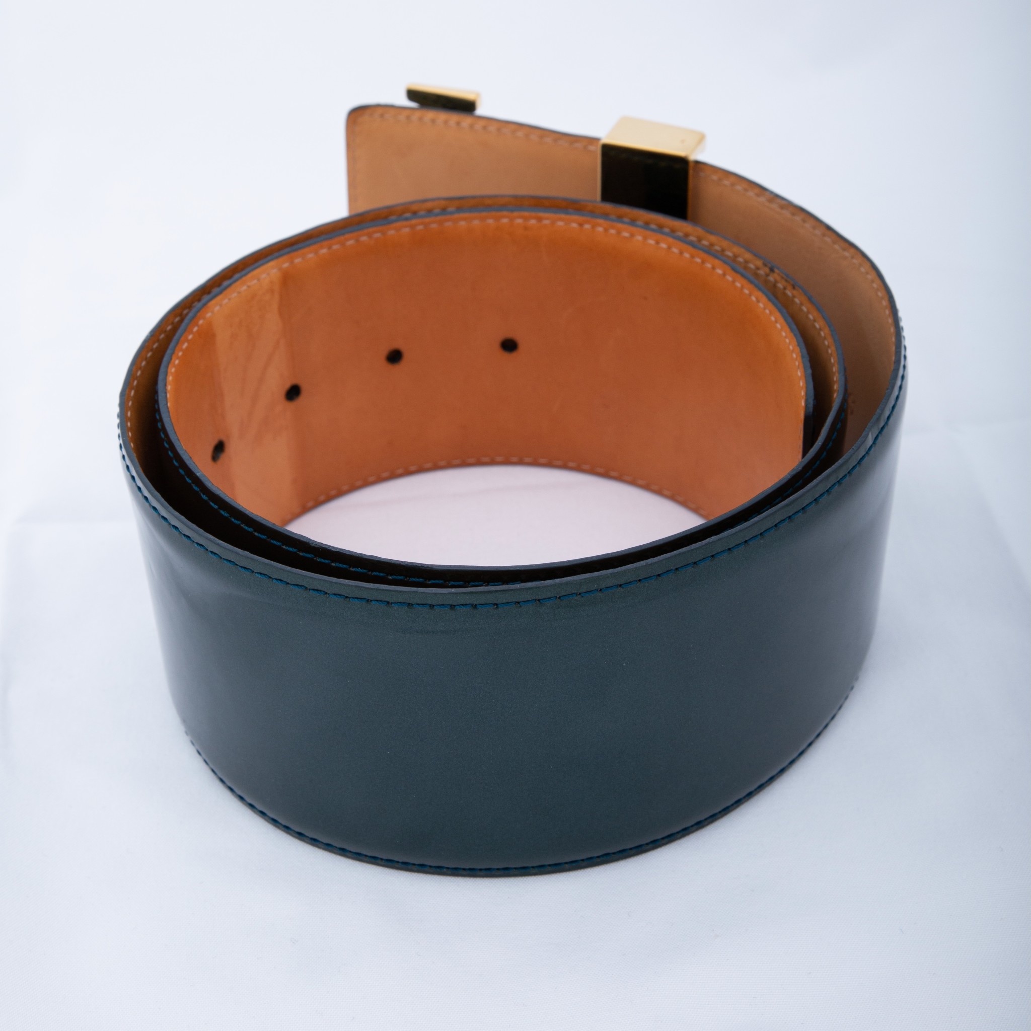 vernis leather belt