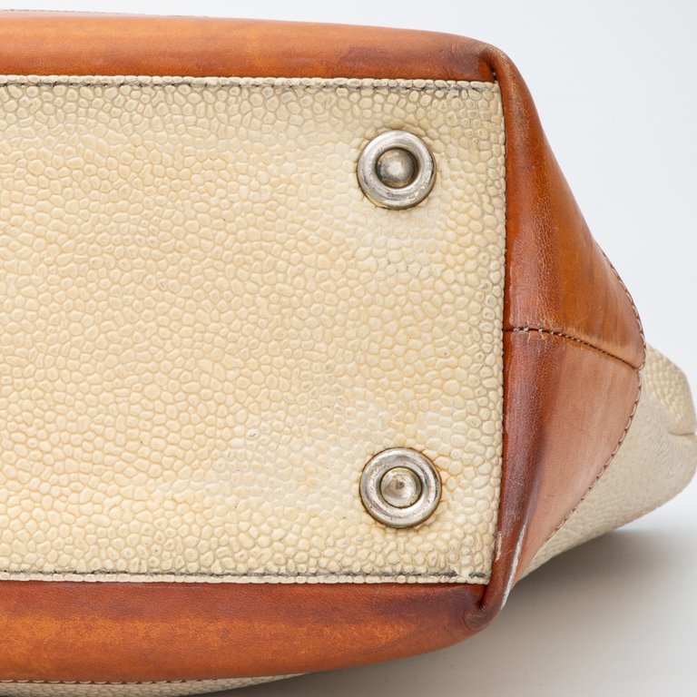 Mulberry Vintage Beige Pebbled Leather Top Zip Handbag