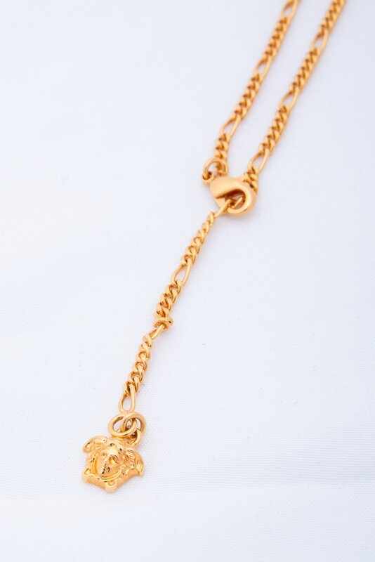 VERSACE VERSACE MEDUSA HEAD PENDANT CHAIN GOLD TONE NECKLACE