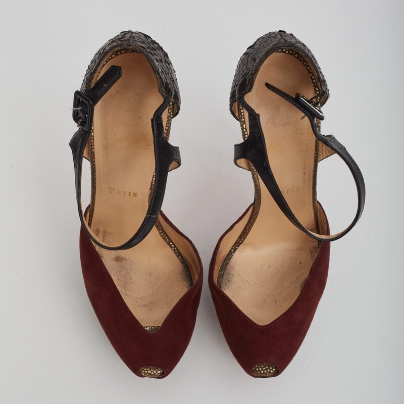 CHRISTIAN LOUBOUTIN CHRISTIAN LOUBOUTIN BURGUNDY SUEDE SNAKE SKIN PEEP TOE PLATFORM HEEL (US 8.5)
