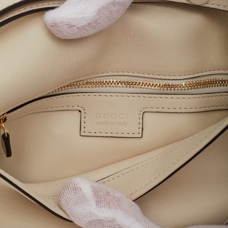 GUCCI GUCCI WHITE LEATHER BLONDIE SHOULDER BAG (699268)