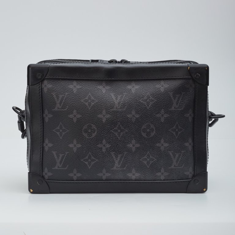 Louis Vuitton Trunk Messenger Bag review 