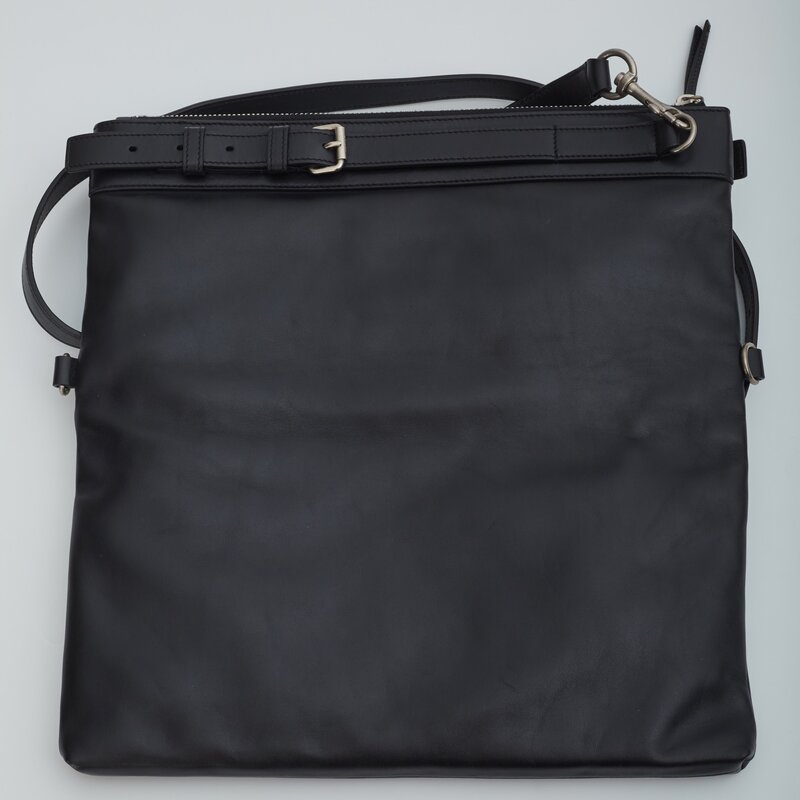 SAINT LAURENT SAINT LAURENT ID DOC HOLDER LEATHER 2N1 CROSSBODY BAG
