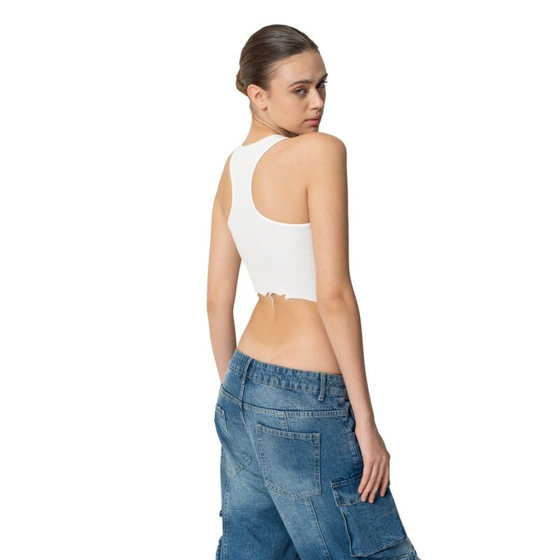 CRTBLNCHSHP GRAPHIC-FRONT OFFWHITE CROPPED TANK M