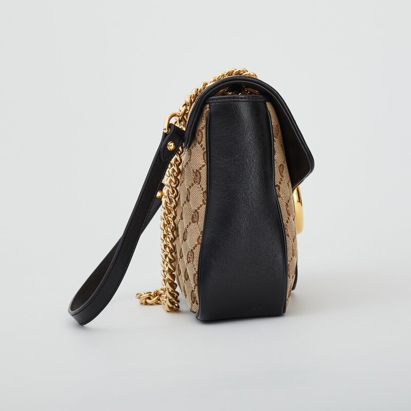 GUCCI GUCCI GG MONOGRAM MATELASSE MEDIUM BEIGE MARMONT SHOULDER BAG