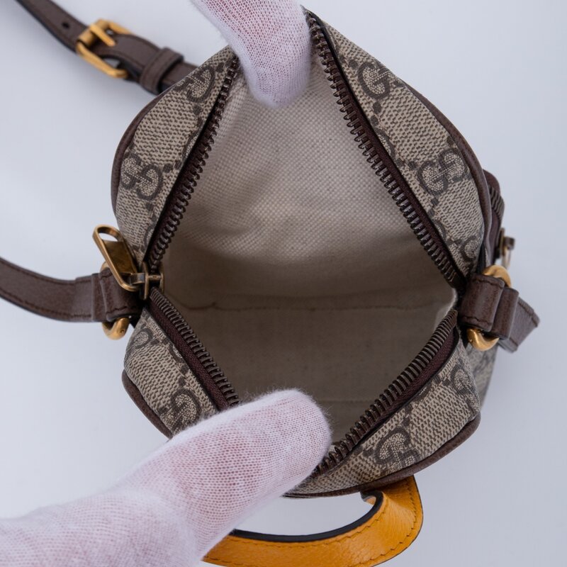 GUCCI GUCCI GG SUPREME CANVAS NEO VINTAGE MINI MESSENGER BAG