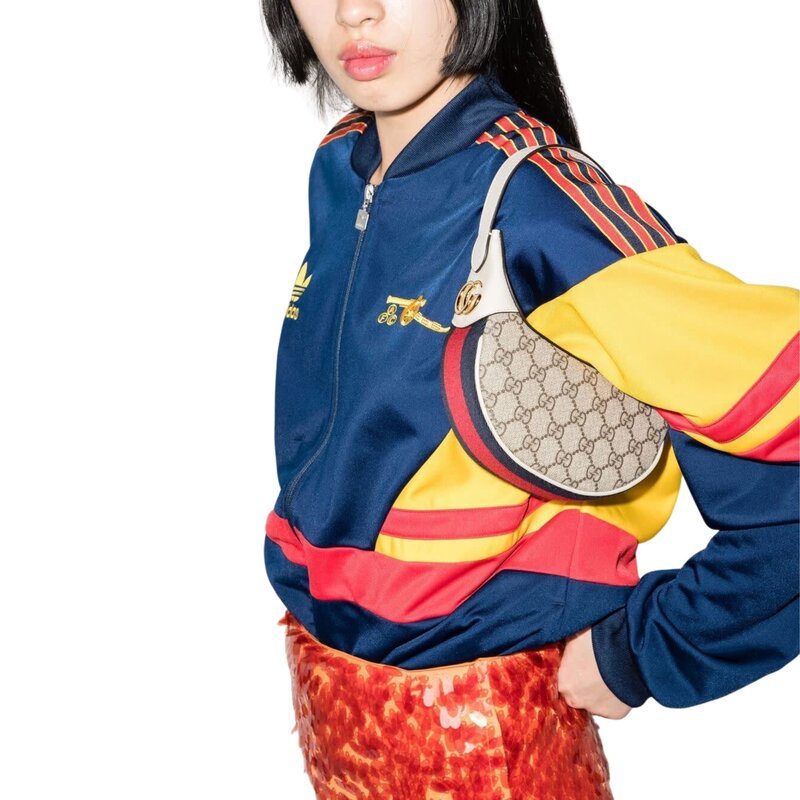 GUCCI GUCCI GG SUPREME MONOGRAM WEB OPHIDIA CRESCENT MINI BAG  WHITE