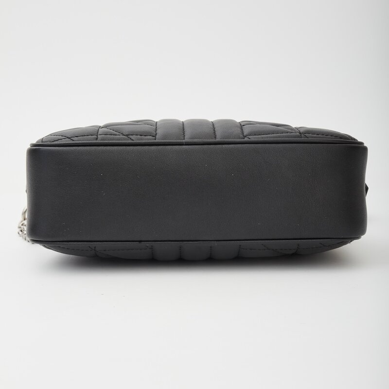 GUCCI GUCCI SMALL MARMONT CAMERA 2.0 BAG BLACK