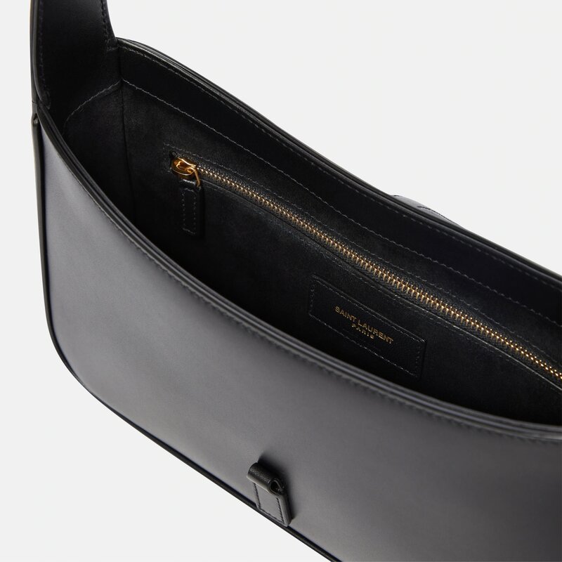 SAINT LAURENT SAINT LAURENT SMOOTH BLACK LEATHER LE 5 À 7 HOBO BAG
