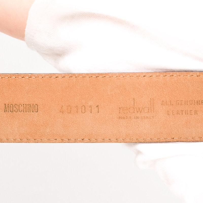 MOSCHINO MOSCHINO REDWALL I FEEL GREAT LEATHER BELT (SIZE 42)