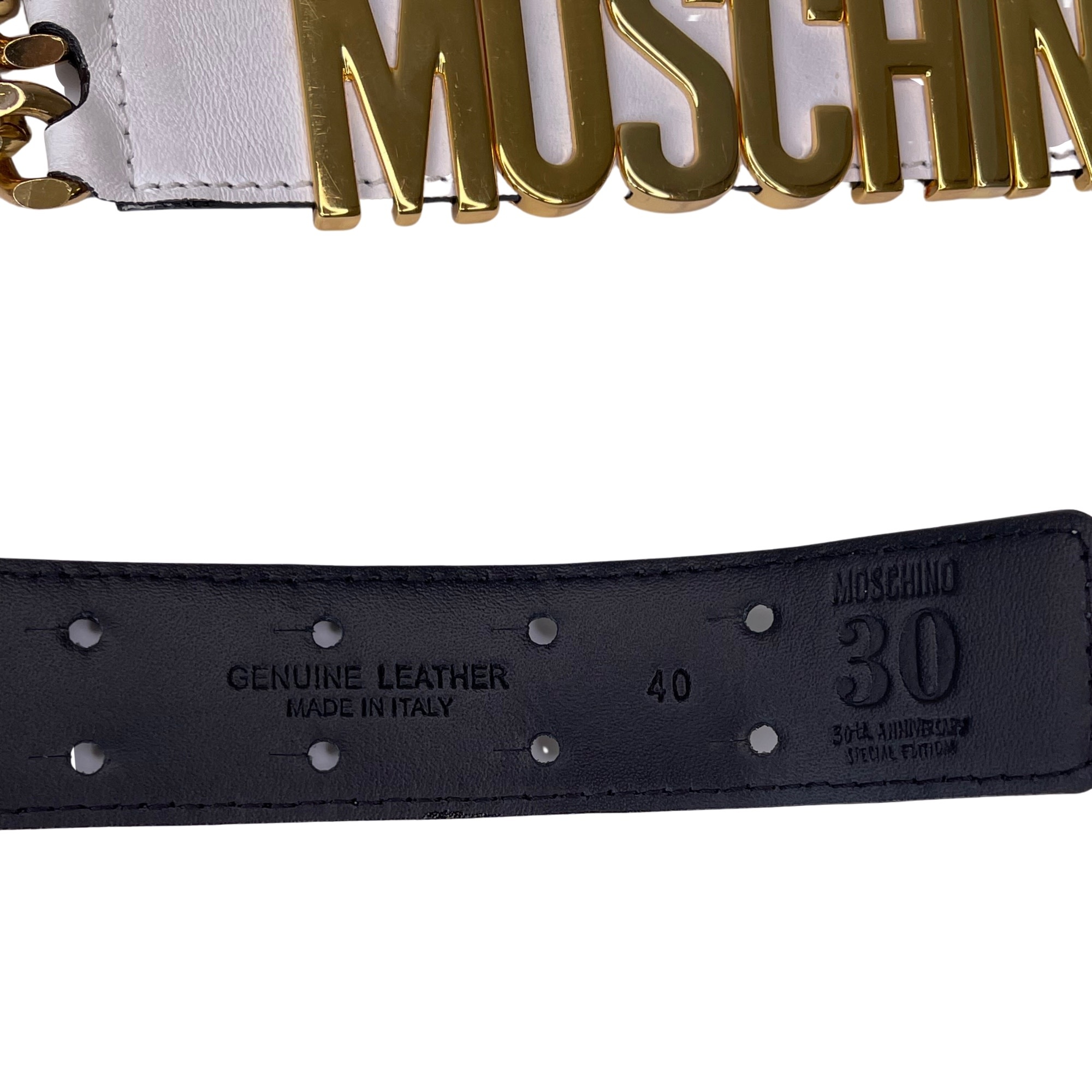 White moschino outlet belt