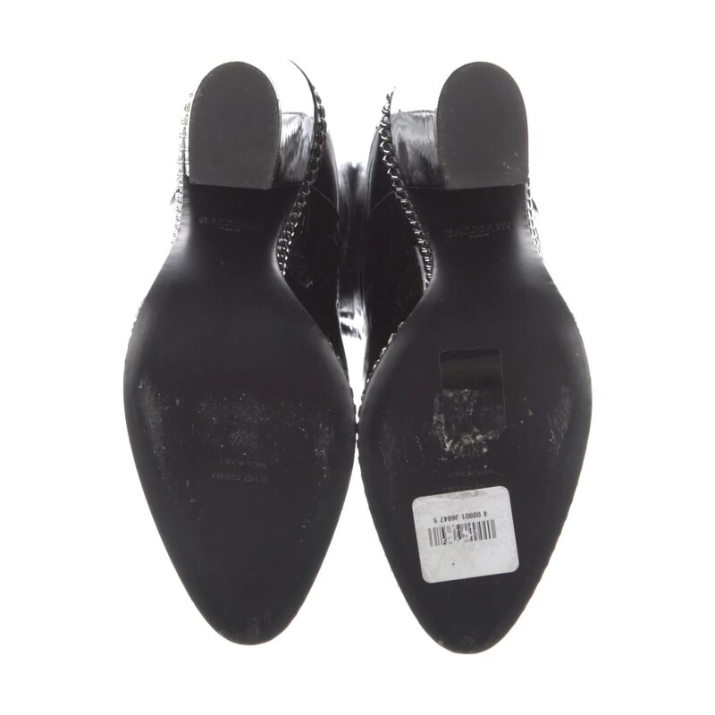 Louis Vuitton female shoes - size 38.5, Luxury, Sneakers & Footwear on  Carousell