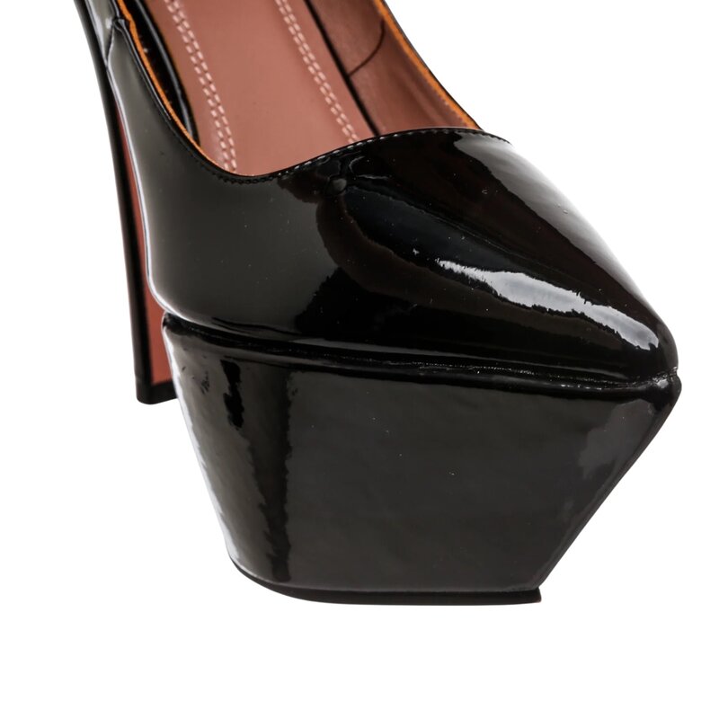 AMINA MUADDI AMINA MUADDI BLACK PATENT PLATFORM HEELS (EU 39)