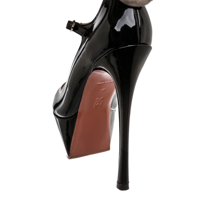 AMINA MUADDI AMINA MUADDI BLACK PATENT PLATFORM HEELS (EU 39)