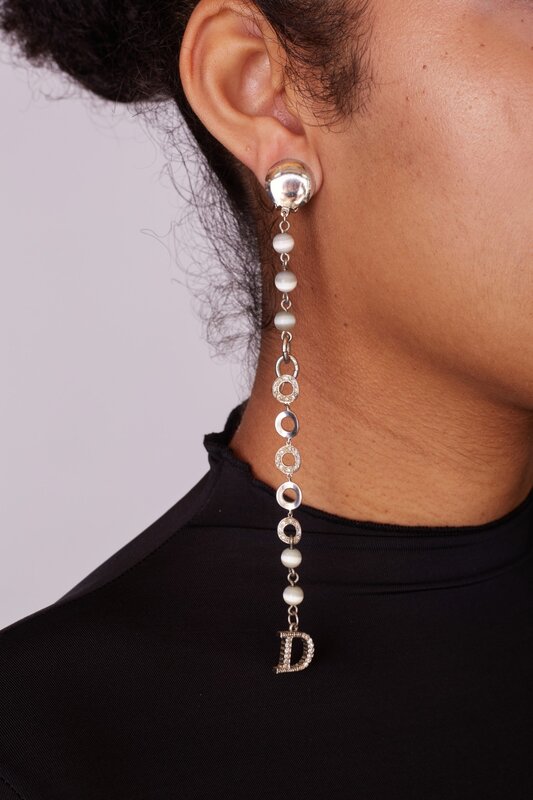 CHRISTIAN DIOR DIOR SILVER FLORAL LOGO DROP ASYMMETRICAL EARRINGS