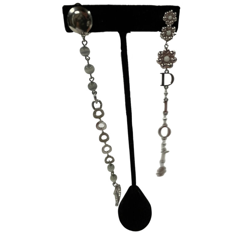 CHRISTIAN DIOR DIOR SILVER FLORAL LOGO DROP ASYMMETRICAL EARRINGS
