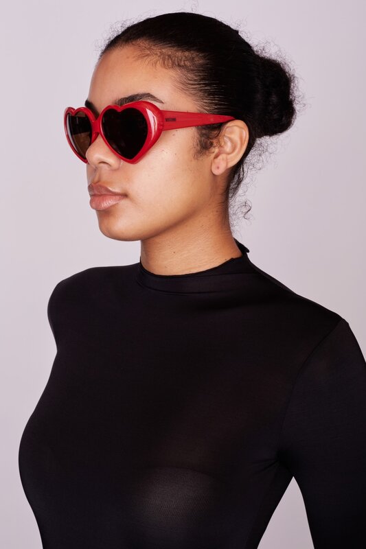 MOSCHINO MOSCHINO RETRO RED LOVE HEART SHAPED SUNGLASSES (MO585-01S)