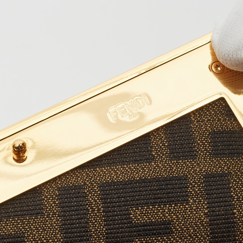FENDI FENDI FIRST LAMBSKIN TURQUOISE LOGO DETAILED CLUTCH BAG