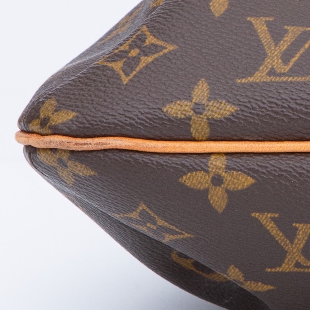 Authentic Louis Vuitton Blanche Monogram MM Handbag