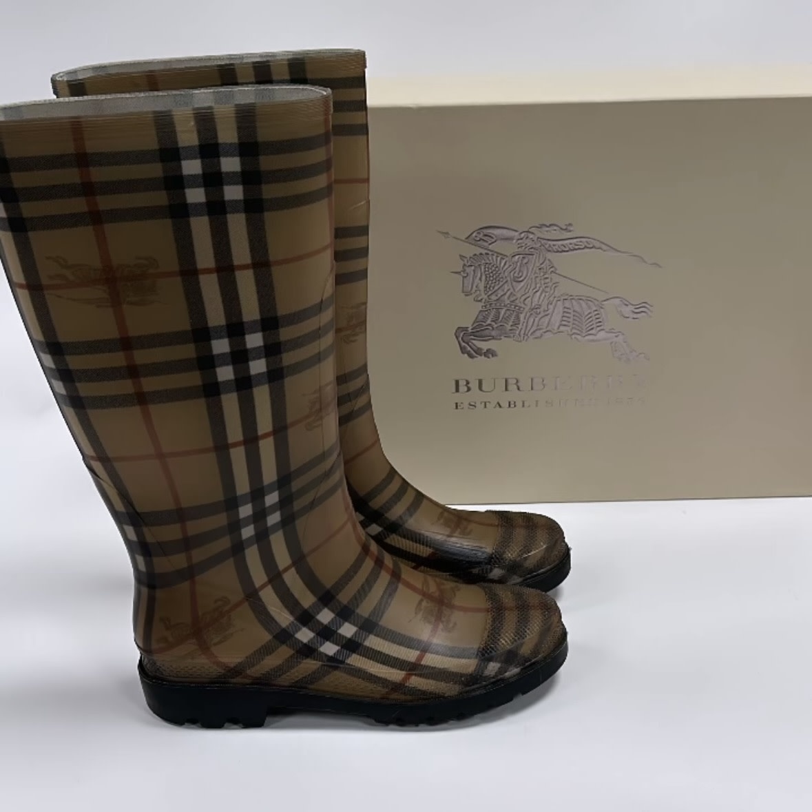 Burberry Boots  Burberry boots, Burberry rain boots, Rain boot outfit