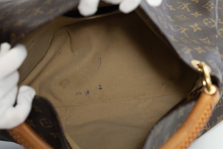 Louis Vuitton Monogram Artsy MM Hobo with Braided Handle Leather ref.616522  - Joli Closet