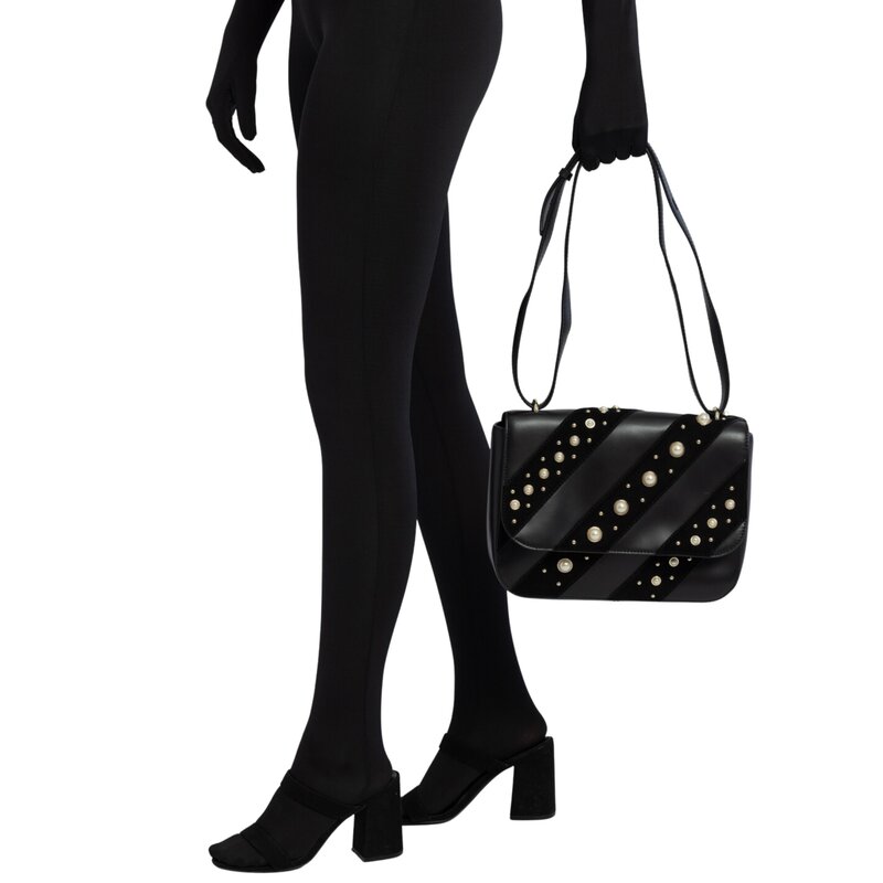 KARL LAGERFELD KARL LAGERFELD DIAGONAL BLACK LEATHER PEARL FLAP BAG