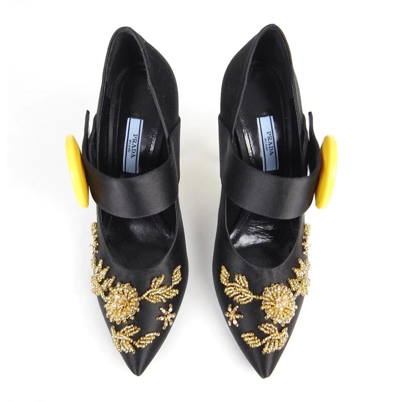 GOLD BEADS & BUTTON EMBELLISHED BLACK SATIN HEELS (US 6.5 |37