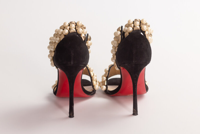 CHRISTIAN LOUBOUTIN CHRISTIAN LOUBOUTIN STUDS PEARLS BLACK VELVET TUDOR HEELS (EU 39)
