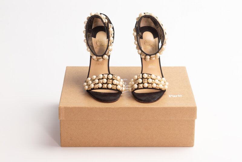 CHRISTIAN LOUBOUTIN CHRISTIAN LOUBOUTIN STUDS PEARLS BLACK VELVET TUDOR HEELS (EU 39)