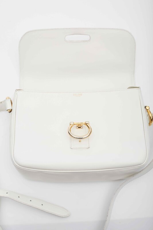CELINE CELINE VINTAGE WHITE LEATHER SHOULDER BAG