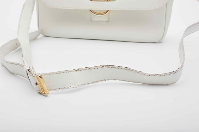 CELINE CELINE VINTAGE WHITE LEATHER SHOULDER BAG