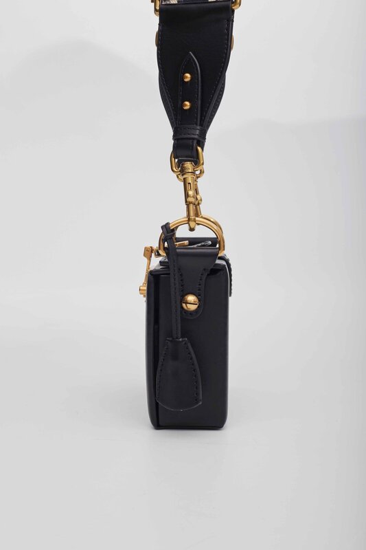 Dior lockbox bag hotsell
