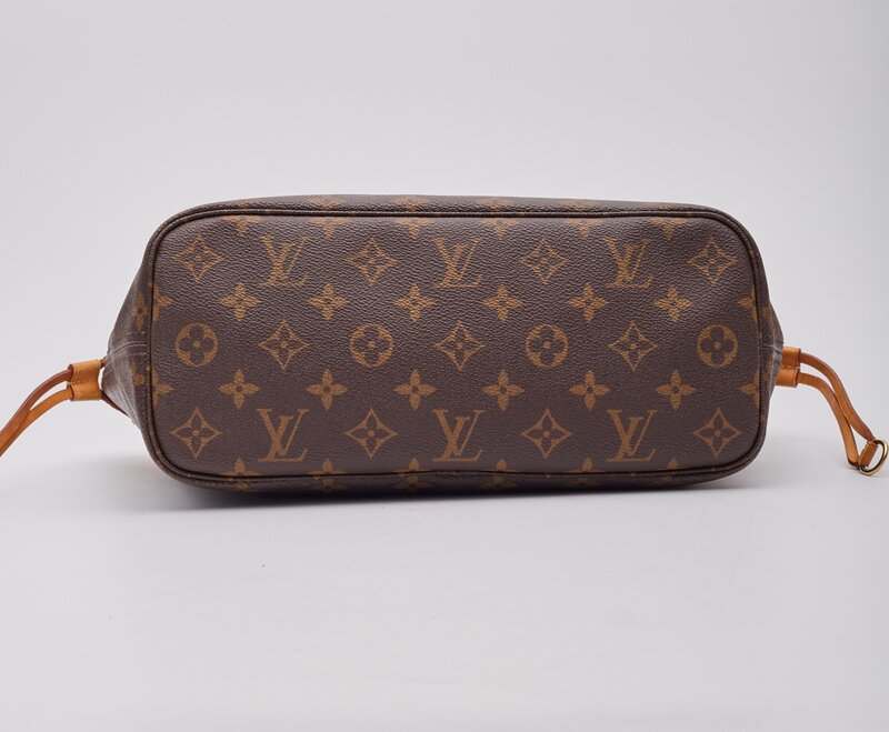 LOUIS VUITTON LOUIS VUITTON MONOGRAM NEVERFULL TOTE PM DISCONTINUED