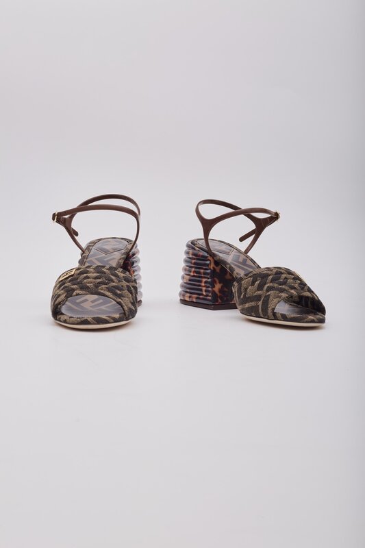 FENDI FENDI TOBACCO ZUCCA FF TORTOISE SLINGBACK SANDAL WEDGES (EU 39.5)