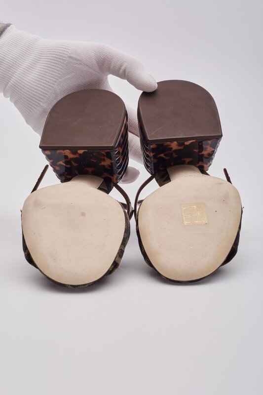 FENDI FENDI TOBACCO ZUCCA FF TORTOISE SLINGBACK SANDAL WEDGES (EU 39.5)
