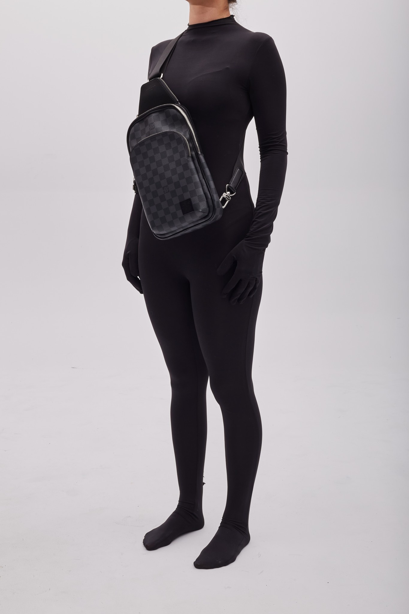 Avenue sling bag in damier graphite hotsell