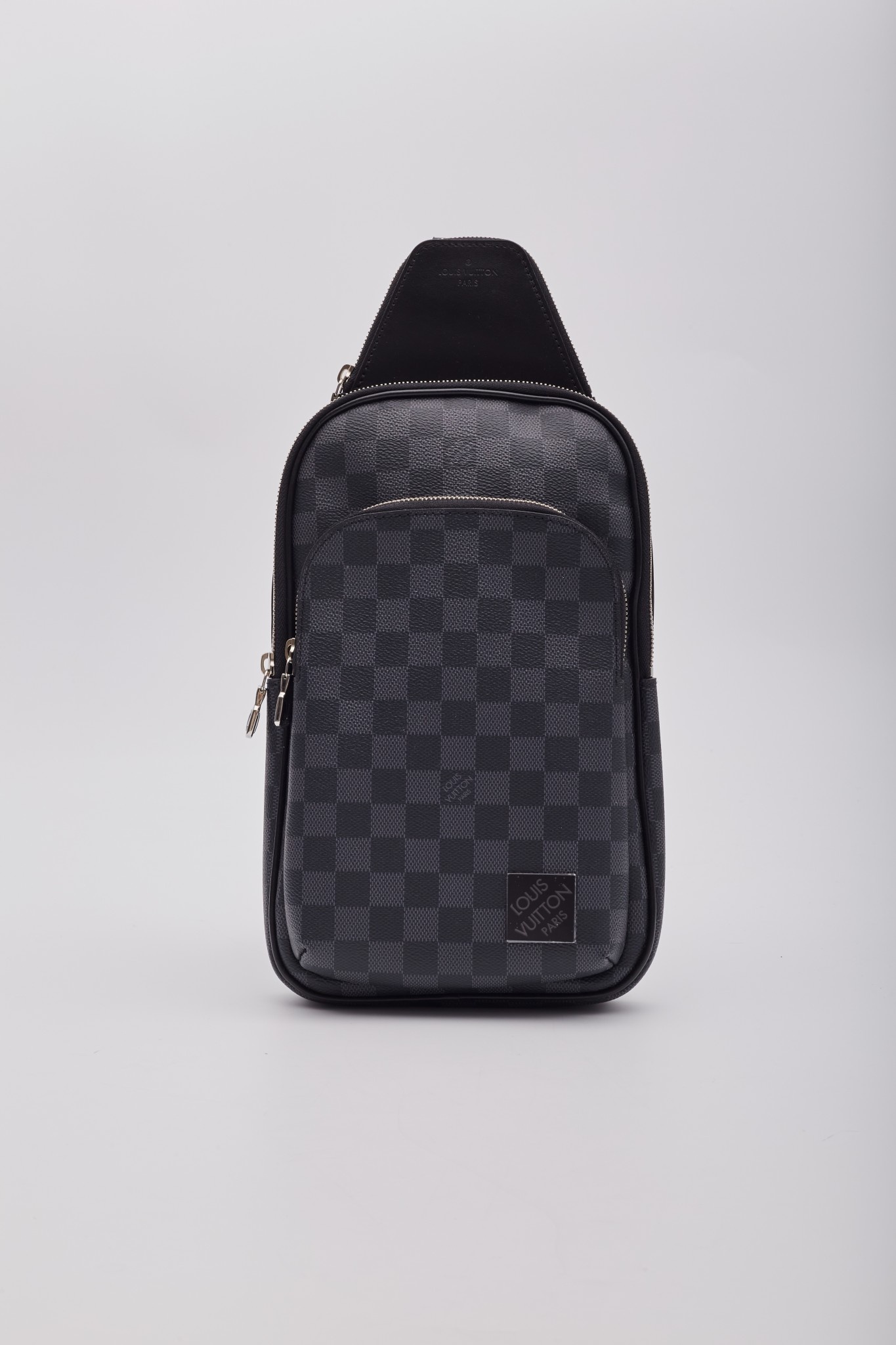 DAMIER GRAPHITE AVENUE SLING MESSENGER BAG NM CRTBLNCHSHP